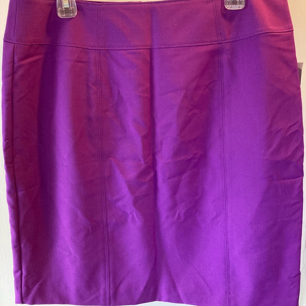Slim Skirt